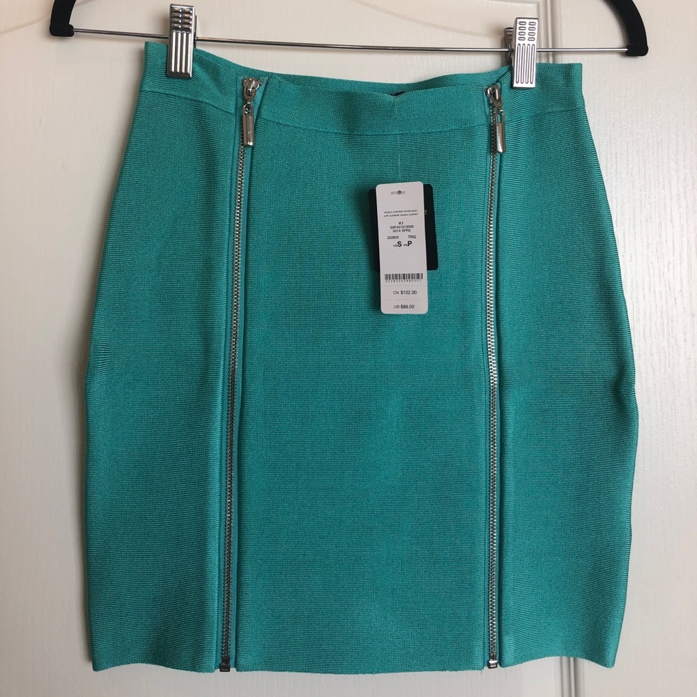 New Bebe Skirt